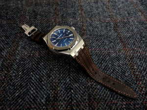 Audemars Piguet 15400 blue on Tobacco Teju Lizard watch strap hand saddle stitched with beige French Linen thread​